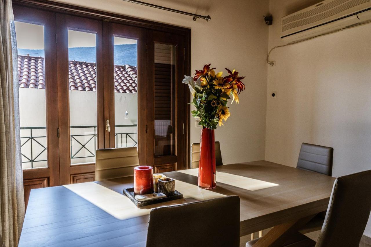 Villa Cactus Maisonette near Airport à Pórto Ráfti Extérieur photo