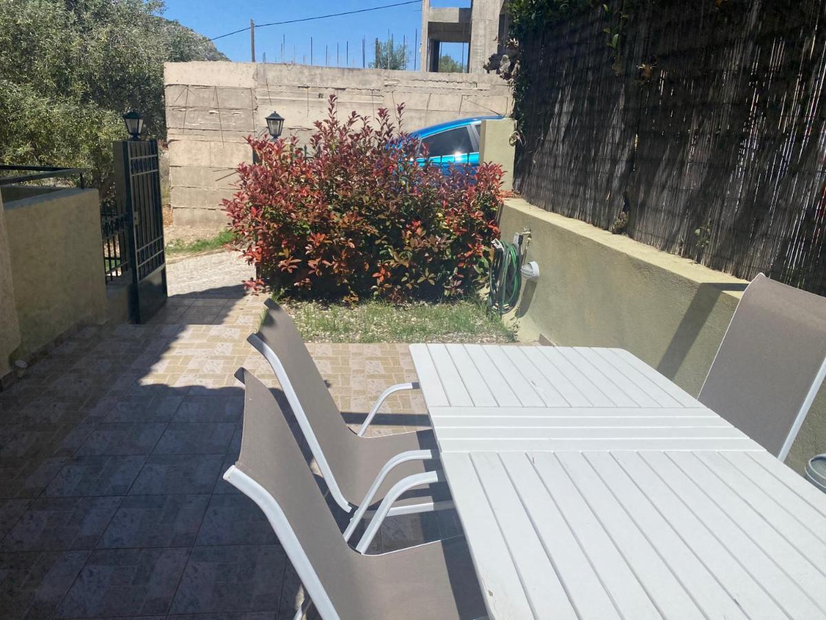 Villa Cactus Maisonette near Airport à Pórto Ráfti Extérieur photo